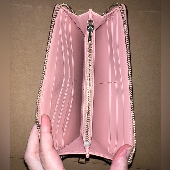 COACH PINK Wallet in Smooth Calf Leather w Silver Hardware EUC AUTHENTIC - Picture 7 of 11